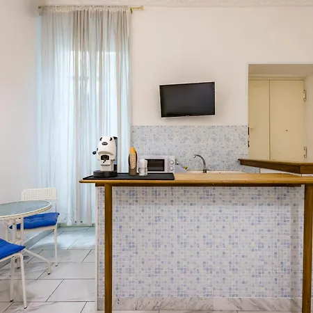 Pensión La Maison Di Wanda By Napoliapartments 3*