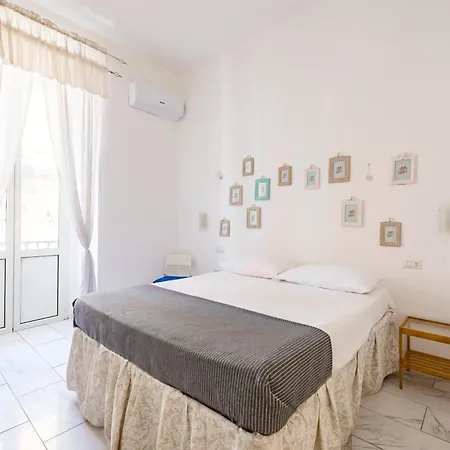La Maison Di Wanda By Napoliapartments Gasthof